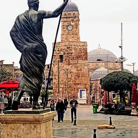 Antalya Kaleici Merkezi Muhtesem Konum Genis Ev
